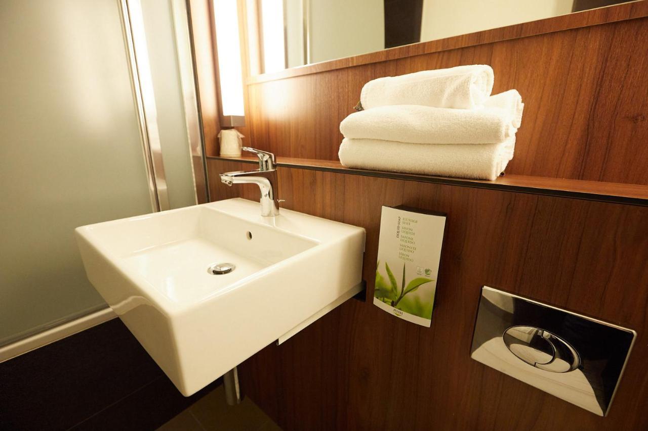 ก็องปานีล เปา Hotel โป ภายนอก รูปภาพ
