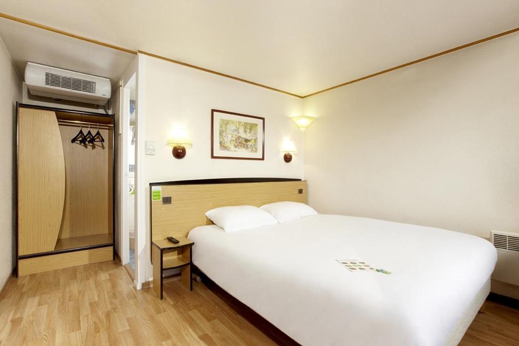 ก็องปานีล เปา Hotel โป ภายนอก รูปภาพ